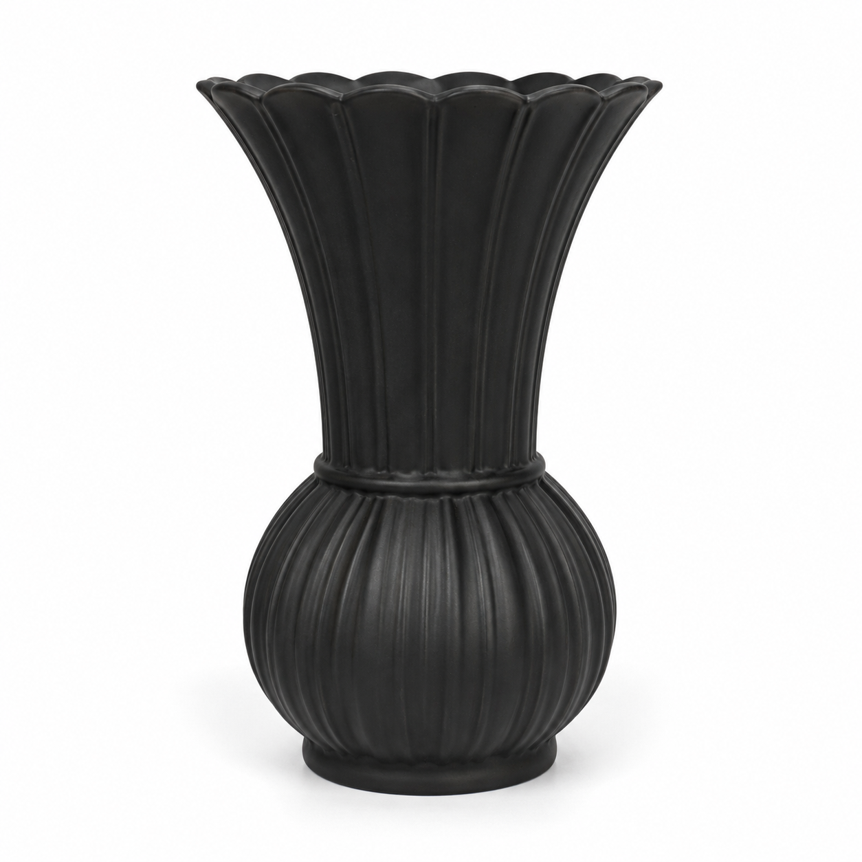 Scalloped Ribbed Ceramic Vase