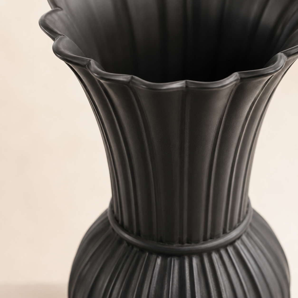 Scalloped Ribbed Ceramic Vase