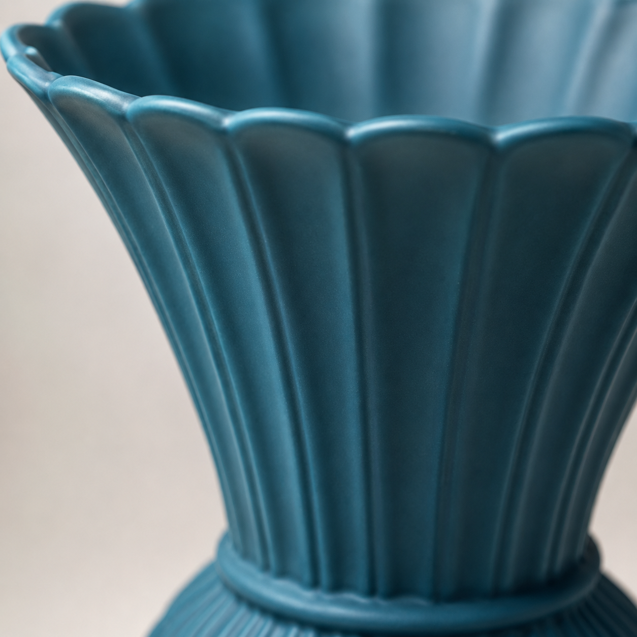Scalloped Ribbed Ceramic Vase